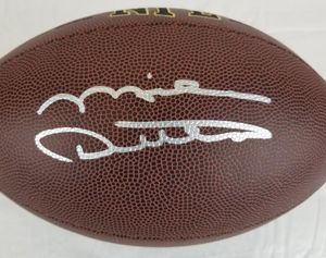 Mike Ditka Okoye Mahomes favre ROAF Hunt Clark Kelly JOHNSON Autographié Signé signé signaturer auto Autographe Ballon de football à collectionner