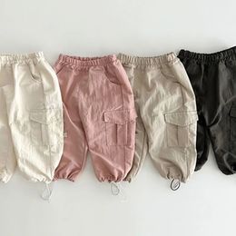 Pantalons de style milancel d'automne pour les filles et les garçons lâches et mode globale 240508
