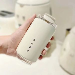 Tasse thermos blanc laiteux tasse en acier inoxydable tasse portable à double usage à double usage isolé bouteille vide à vide Jug d'eau 240402