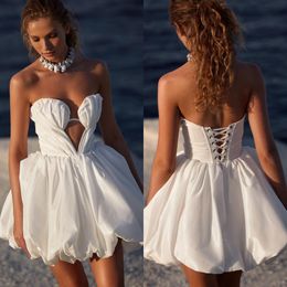 Milla Nova Short A Line Beach Robes Puffy Sweetheart Satin Robe de mariée Lace Up Up Back Designer Bridal Robes