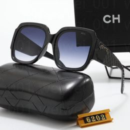Millionaire Designer cha-nele Gafas de sol para hombres y mujeres Clásico cuadrado marco completo Vi-ntage Shiny Gold Metal Protección UV Diseño funcional para exteriores