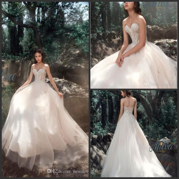 Milva Vestidos de novia nupciales 2019 Hot Sexy Sweetheart Sin mangas Sin espalda Encaje País Vestidos de novia Tallas grandes Jardín Vestido de novia de una línea