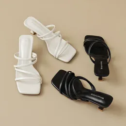 Mingman Womens Chaussures Sandales 168 Sandales de style français et pantoufles pour femmes Summer Swear avec des talons minces Tempérament de niche et style de fée