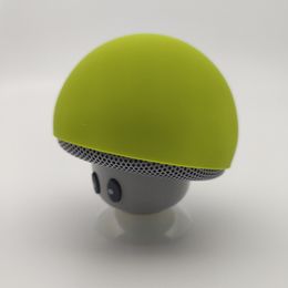 Mini Bluetooth draadloze luidspreker luidspreker draagbare kleine paddestoel modellering subwoofers stereo bas sucker mobiele telefoon houder hoorn