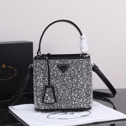 Mini bolso de cubo Cristal Banquete Party Bag Designer Luxury Women's Crossbody Handbody Handbody Bag de hombro Un solo agua Gold Single Diamond Diamond Bag Bag