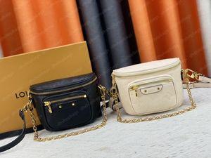 Mini heuptas Crossbody Tas Stijlvolle Embossmentluxury Riem heuptas Heren Borsttassen Ketting en lederen band Schouder Crossbody 01