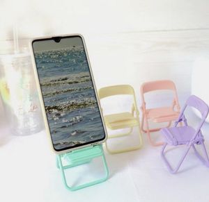 Mini stoelstand nieuwe schattige zoete creatieve desktop kan worden gebruikt als decoratieve ornamenten opvouwbare luie drama mobiele telefoonhouder