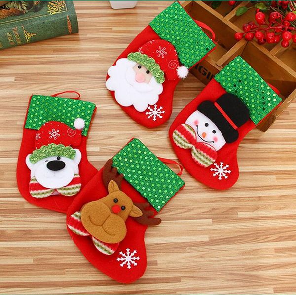 Mini calcetines colgantes de Navidad bolsa de regalo de caramelo lindo muñeco de nieve santa claus ciervo oso ChristmasStocking para decoración de árbol de Navidad colgante WQ02-WLL