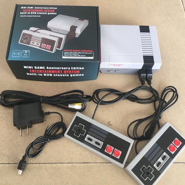 Mini classique Rétro Console de jeu 8 bits Home Entertainment 620 Jeux Vidéo Joueurs Machine pour enfants Cadeau de vacances Jeux