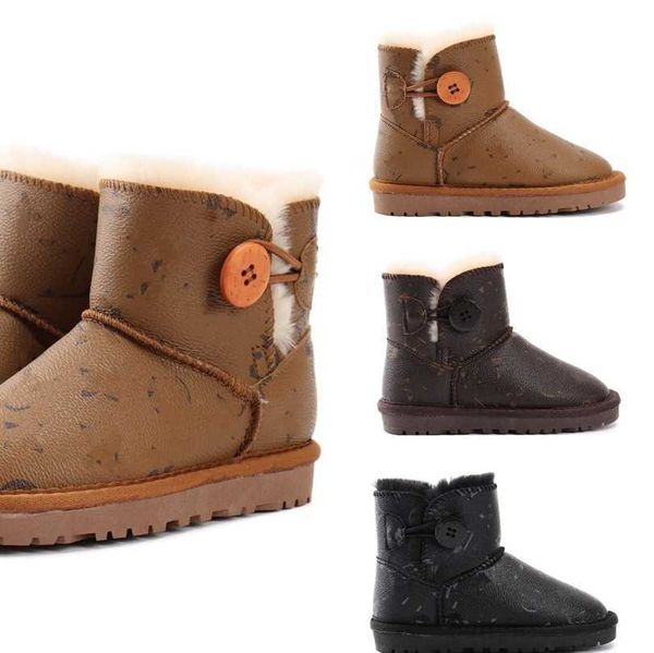Mini botas de nieve clásicas para niños pequeños Australia botines de lana de cuero genuino forrado con piel de oveja bota corta con botones en el tobillo invierno para niños