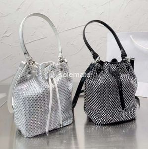 Mini Crystal Sacs d'épaule perles de créateur de créateurs Diamond Crossbody Chain de luxe sac à main sac à main brillant brillant corps croix femme