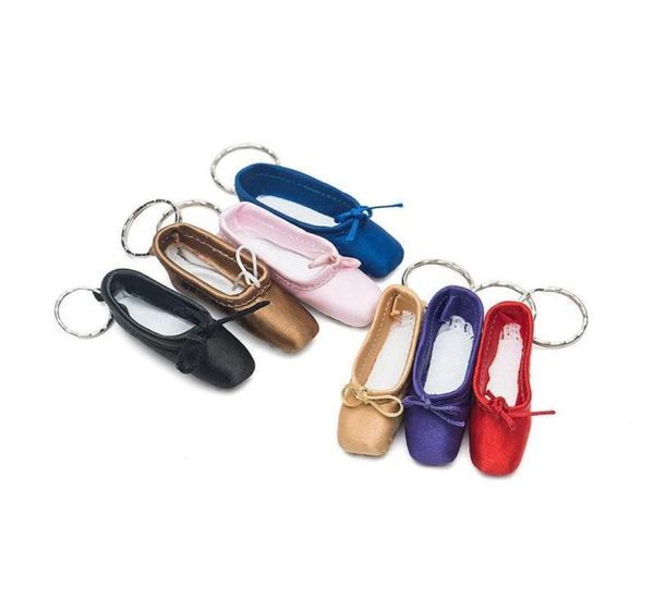 Mini bailarina de satén llavero de Ballet púrpura regalo profesional del dedo del pie llavero de zapato herramienta pequeña de baile para niñas Keychains2989073