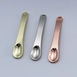 Mini Crema Facial Metal Máscara Facial Cuchara Favor de Fiesta Cuidado de la Piel Portátil Belleza Cosmética Espátula Cucharas Cremas para Ojos Stick RRA721