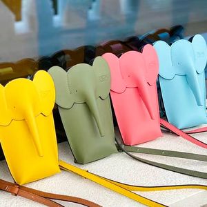 Moda de lujo Anagrama elefante teléfono Bolsas de diseño con correas para los hombros Carteras para hombre Bolso de mano Monederos para mujer Embrague CrossBody Totes Bolsa de pochette de cuero genuino