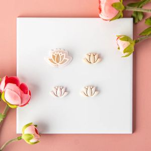 Mini Flower Polymer Clay Cutter Boucles d'oreilles Moule de poterie molle Créative Retro Jewelry Pendant DIY Modeling Modeling Die Tool Tool