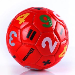 Mini football pour enfants Small Football Kickballs Couleur lumineuse PVC Kids intérieure Jouet de football Kids Football Football Soccer Training Ball 240430