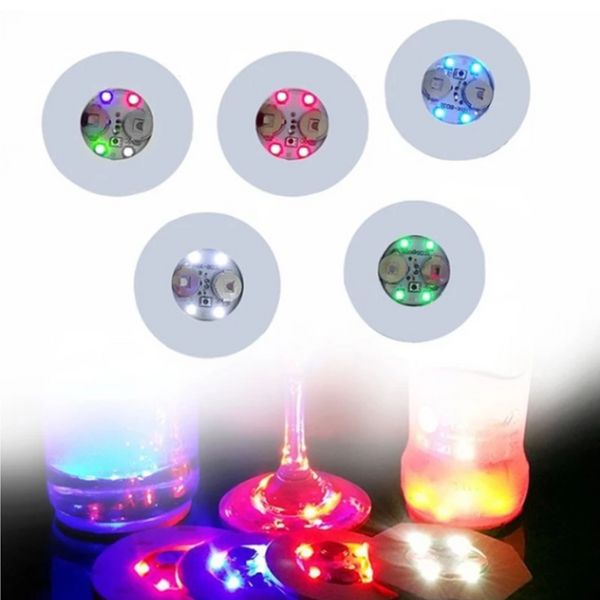 Mini Glow LED Coaster Mats Pads Flashing Creative Luminous Light Bulb Bottle Cup Sticker Mat Light Up para Club Bar Home Party Decoration i0704