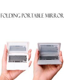 Mini-laptopspiegel Draagbare mini-laptopspiegel Persoonlijkheidsmake-upspiegel Laptop Compacte spiegels Make-uptools6310882