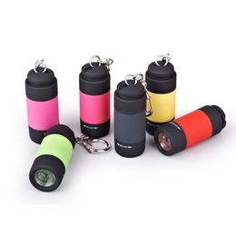 Mini LED Sleutelhanger Zaklamp Oplaadbare Torch Licht Super Mini Sleutelhanger Flashlights Lighting Tool voor thuis- en buitenactiviteiten