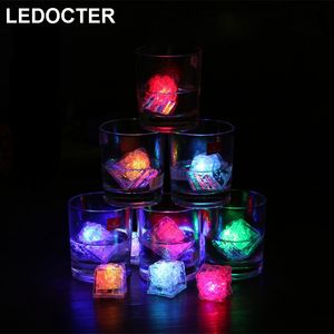 Mini luces de fiesta LED Cubos de hielo cambiantes de colores Brillante Parpadeo Intermitente Novedad Decoración Iluminar Bar Club Boda Ambiente Copa de vino Lámpara