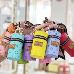 Mini bolso de lápiz labial bolsillo PU llavero de cuero llavero de cubo mujeres niñas monedero bolsos colgante cadena encanto vieja flor Mini bolso billetera BJ