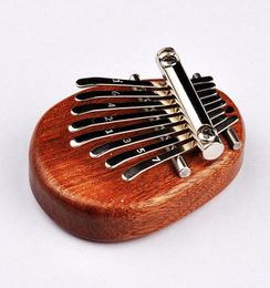 Mini Mbira Kalimba Thumb Piano 8 Key met fonetisch symbool Mahonie Materiaal Mini Kalimba Keychain Key Buckle1692199