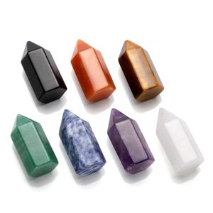 Mini Natural Cristal Share Hexagon Forme Artisanat Mode Chakra Square Aventurine Améthyste Rose Quartz Stones Charm pour la fabrication de bijoux