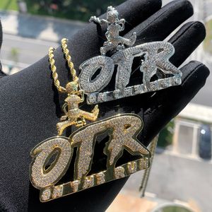 Mini personne One The Run OTR lettre pendentif à breloque collier avec chaîne de corde Hip Hop femmes hommes entièrement pavé 5A zircon cubique patron hommes cadeau bijoux