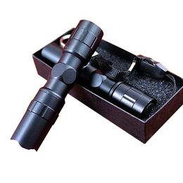 Mini portable LED Pockée Pocket Ultra Bright High Lumens Handheld Pen Light Linterna LED Torche pour camping Emballage de boîte d'urgence extérieure