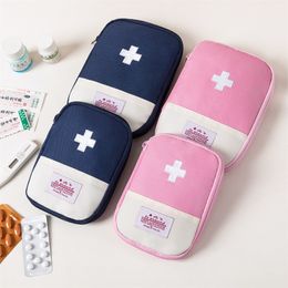 Mini Portable Medicine Bag Eerste hulpkit Medische noodkits Kits Organisator Outdoor Huishoudelijke Pill Storage Bags Sndwll-01