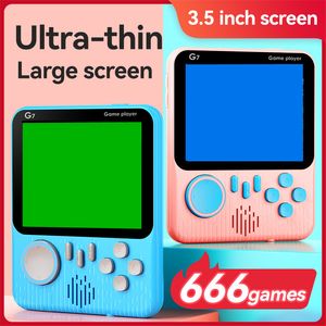 Mini Proteerbare Game Console G7 Handheld 3,5 inch scherm 1 cm Ultra-dunne retro Bulit-666-in-klassieke tv-videogamesspelers voor familie gaming kinderen cadeau