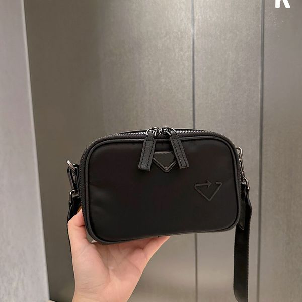 Mini sac à main 7A qualité sac de créateur de luxe hommes femmes petit sac messager 2-en-1 sacs à bandoulière en Nylon pochette détachable 125