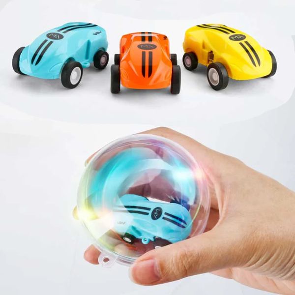 Mini RC Coche de alta velocidad Rápido Rotación de 360 ​​grados Luminoso Truco Giro Truco Deriva Pequeño con luz USB Carga Regalo para niños 240327