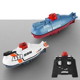 Mini RC Submarine 6CH Electric High Speed Boat jouet plongée maître télécommande Pigboat Simulation Toy Kids for Children Gift 240518