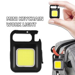 Mini oplaadbare schijnwerpers Keychain zaklampcamping gemakkelijk te dragen krachtige lantaarn brede scala aan verlichte draagbare lichten