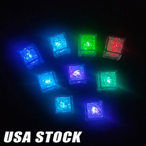 Mini romantische lichtgevende kubus LED Artificial Ice Cube Flash Led Light Wedding Kerstfeest Decoratie 960 stcs/Lot Crestech