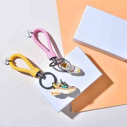 Mini baskets porte-clés boîte cadeau modèle de chaussure 3D sac à dos ornements décorations porte-clés de voiture bijoux Surprise pour petite amie AA220318