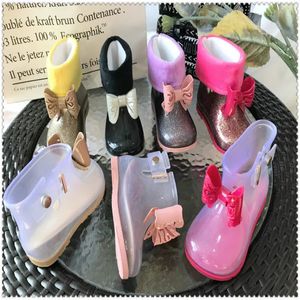 Mini estilo Lindo Bowtie Girl Botas de lluvia Ins Cañas de agua Baby Bots Baby Improof Boots de lluvia para niños pequeños 13cm-18 cm HMI013 240318