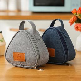 Mini sac d'isolation triangulaire en aluminium en aluminium Thermal Colder Lunch Tote Student Rice Ball Box Bento Carry Bags 240424