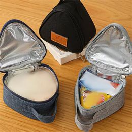 Mini sac d'isolation triangulaire en aluminium en aluminium Thermal Folor Lunch Tote Student Rice Ball Box Bento Carry Bags 240511