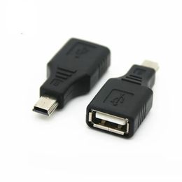 Mini USB mannelijk naar USB vrouwelijke converter Connector overdrachtsgegevens sync otg adapter voor car aux mp3 mp4 tablets telefoons u-disk