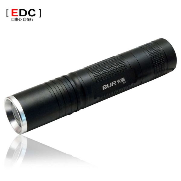 Mini Zoom lumière forte longue portée petit Tube droit lampe de poche LED rechargeable S5 arme d'auto-défense extérieure fournitures de cyclisme 906945