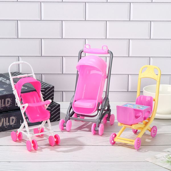 Baby Baby Baby pour poupées Accessoires Dollhouse Meubles en plastique mini-chaise de salle à manger chariots pour nourrissons Girls Faire semblant de jouets