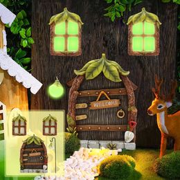Statue de jardin Miniature, Gnome féerique, porte fenêtre de maison, lueur dans la nuit, arbre Hugger, elfe, Figurines d'art, décoration extérieure, 240312