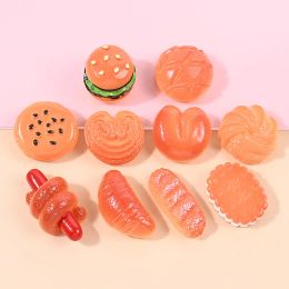 Miniatures 100 pièces Kawaii Simulation alimentaire Flatback résine Cabochon hamburgers Hot Dogs pain bricolage Scrapbooking pour Mini accessoires de cuisine