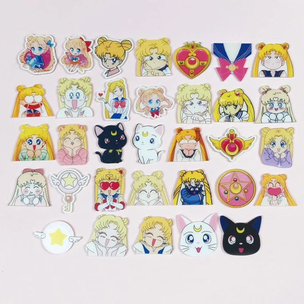 Miniatures 50pcs 33 styles mélangent des personnages de dessins animés japonais Anime Girl Flatback Planar Résine Cabochon DIY Artisanat Téléphone Cheveux Arcs Accessoires