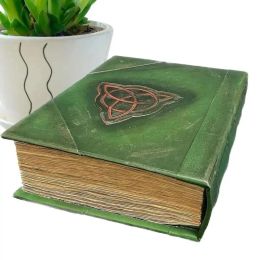 Miniatures Charmed Book of Shadows Magic Book Retro Green Cover 350 Pages Sorts Records Stories Bound Journal Kids Magic Copy Books Cadeaux