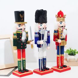 Miniatures Christmas Nuzracker Ornement Collectilations en bois Noisette de casse-noisette Sculpture pour la décoration de fêtes de bureau de fête des cadeaux de Noël