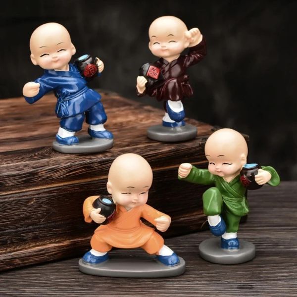 Miniaturas creative kung fu muñecas adornos de automóvil 4pcs/lote resina reglas regalo de esculturas de monje encantador