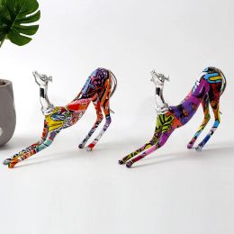 Statue de chien Doberman de couleur créative et Simple, ornements de salon, entrée de maison, armoire à vin, décorations de bureau, artisanat en résine